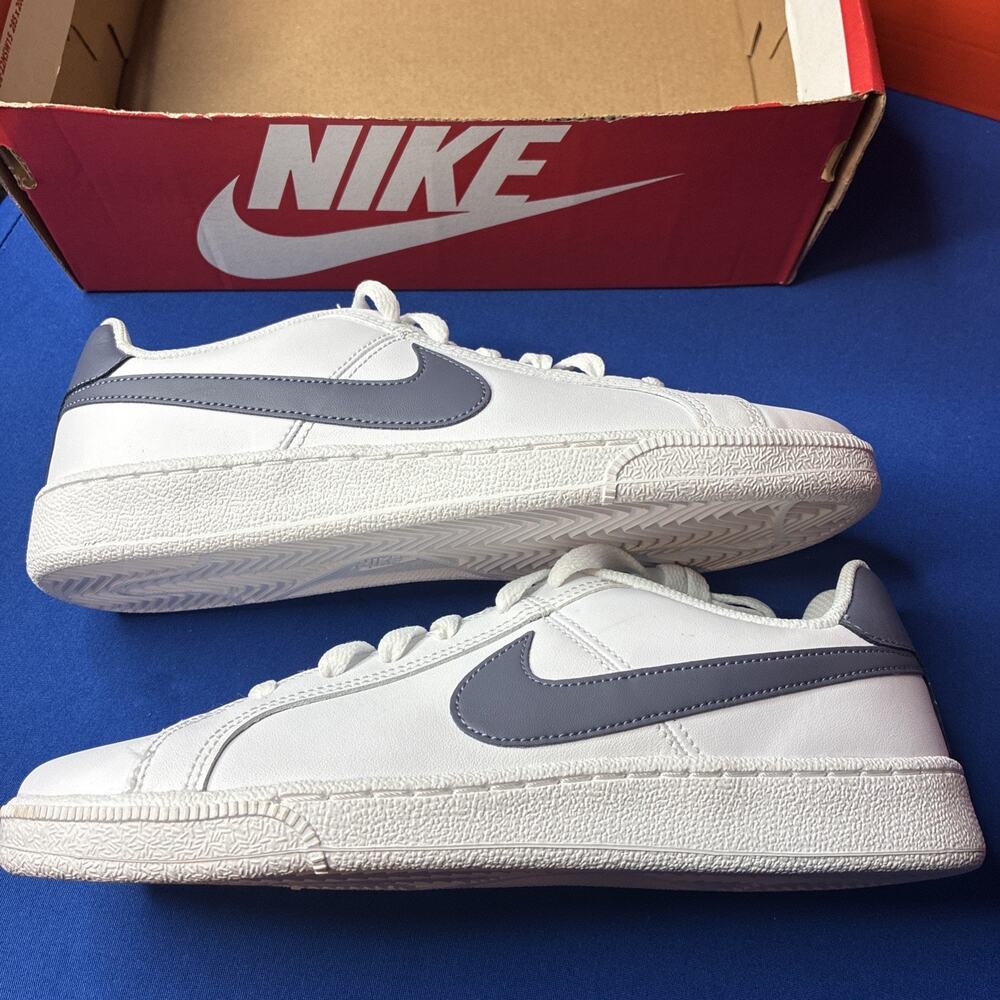 Nike Court Royale 794747-105 White Light Carbon Men Shoes New Size 7 Men’s